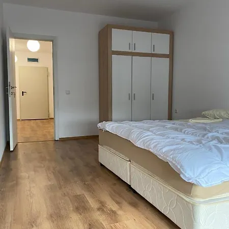 Apartment The Ideal Burgas